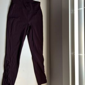 Lululemon, Wunder under crisscross mesh leggings